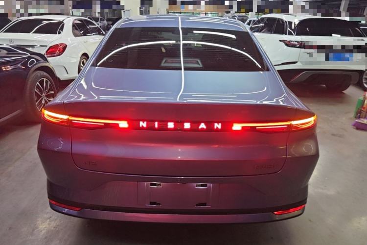 Used Nissan N6 2026 Model 180 Max Rear