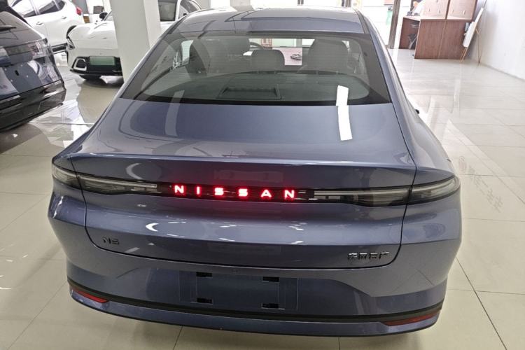 Used Nissan N6 2026 Model 180 Max Rear