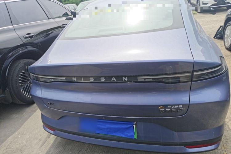 Used Nissan N6 2026 Model 180 Max Rear