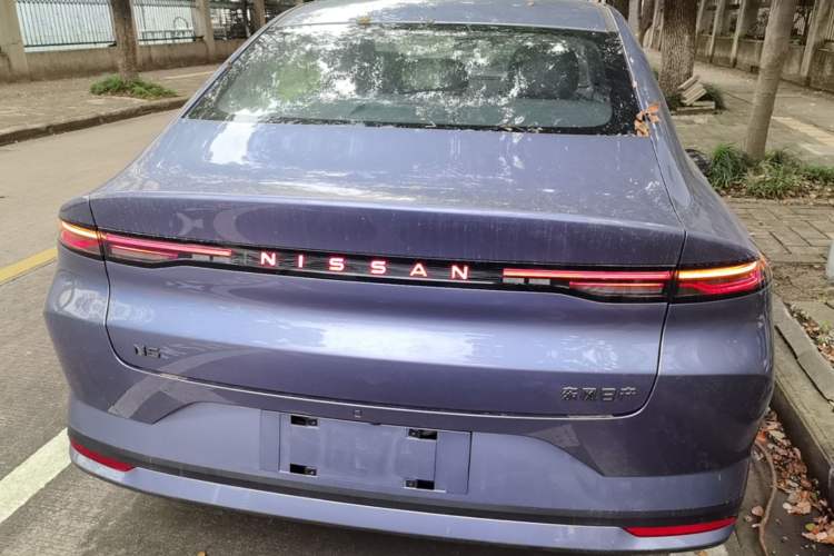 Used Nissan N6 2026 Model 180 Max Rear