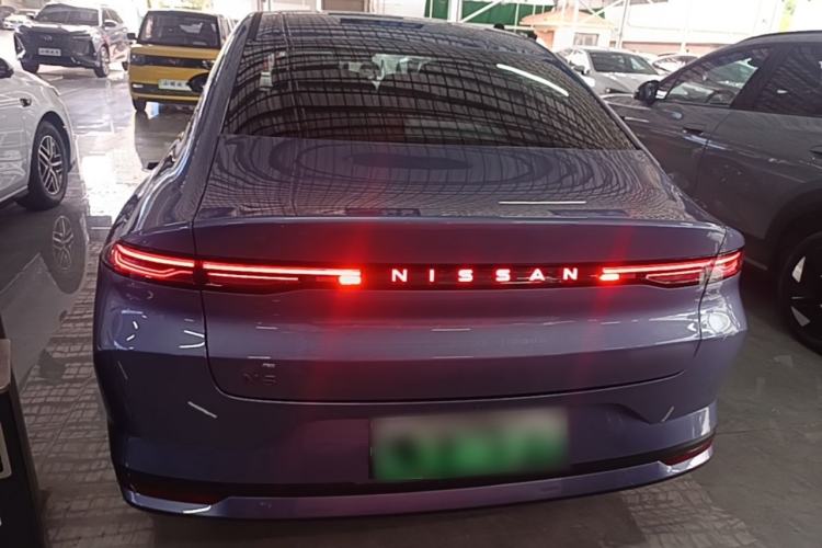 Used Nissan N6 2026 Model 180 Max Rear