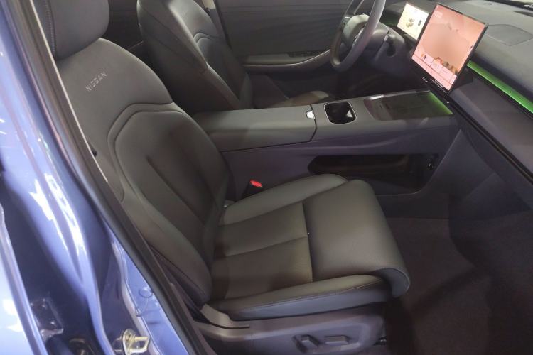 Used Nissan N6 2026 Model 180 Max Right Front Seat