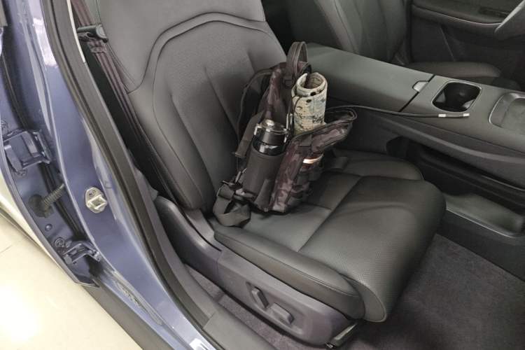 Used Nissan N6 2026 Model 180 Max Right Front Seat