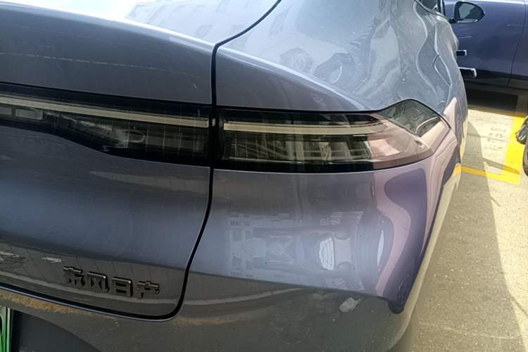 Used Nissan N6 2026 Model 180 Max Right Rear Taillight