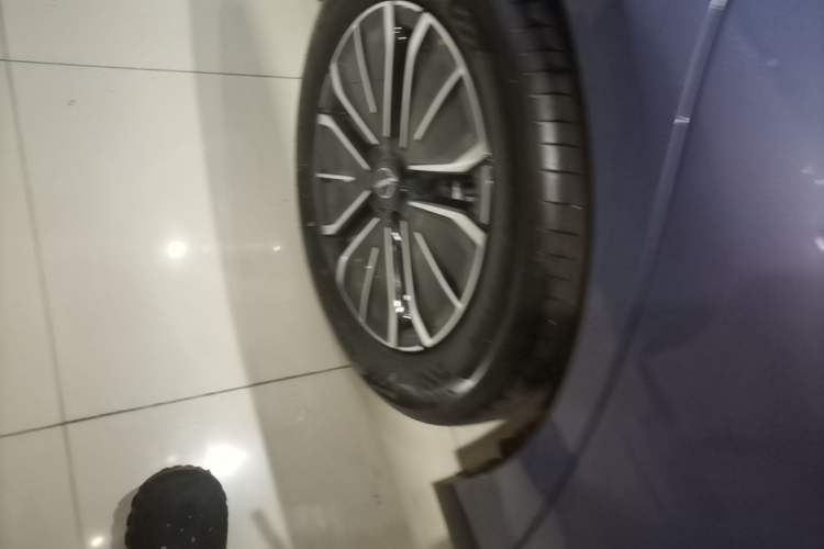 Used Nissan N6 2026 Model 180 Max Right Rear Wheel Hub