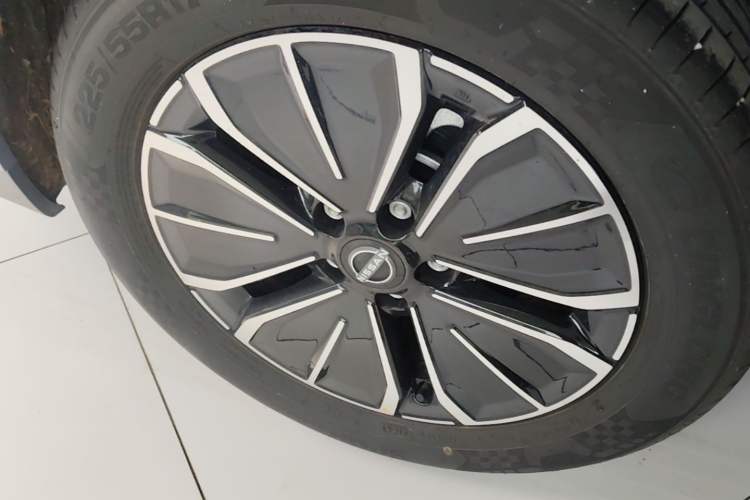 Used Nissan N6 2026 Model 180 Max Right Rear Wheel Hub