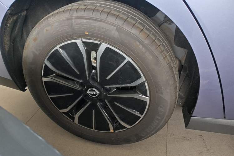Used Nissan N6 2026 Model 180 Max Right Rear Wheel Hub