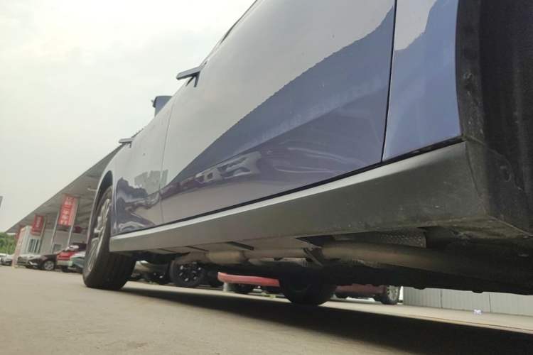Used Nissan N6 2026 Model 180 Max Right Side Sill