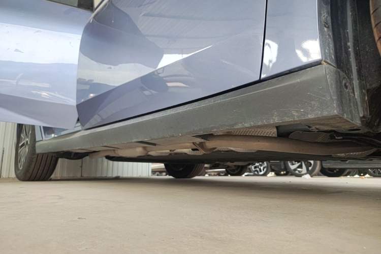 Used Nissan N6 2026 Model 180 Max Right Side Sill