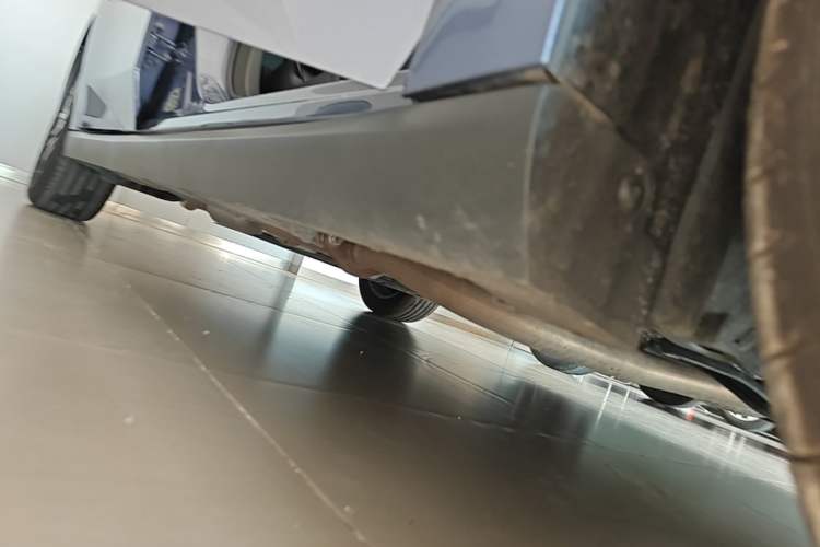 Used Nissan N6 2026 Model 180 Max Right Side Sill
