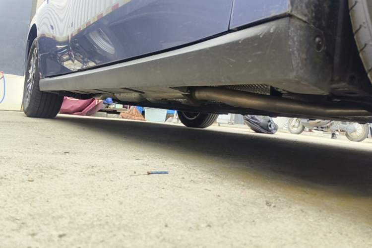 Used Nissan N6 2026 Model 180 Max Right Side Sill