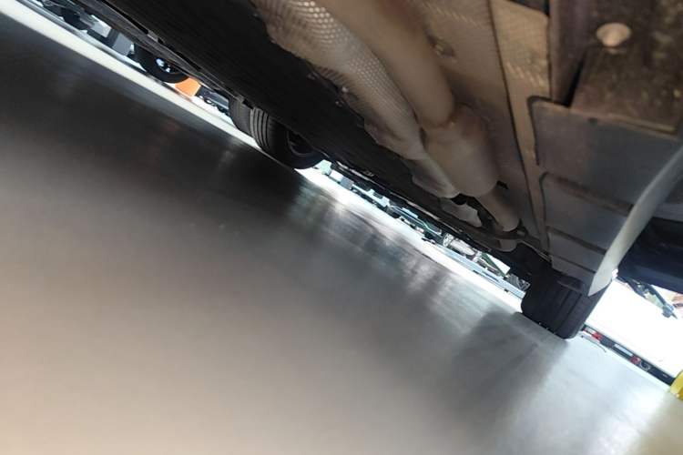Used Nissan N6 2026 Model 180 Max Right Side Sill