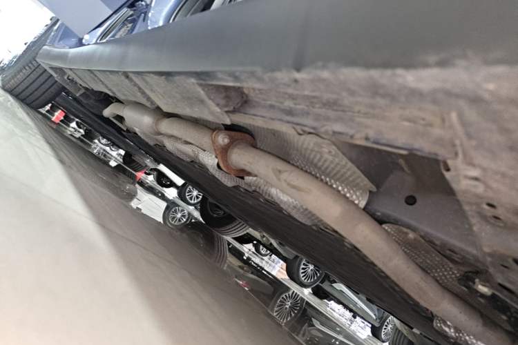 Used Nissan N6 2026 Model 180 Max Right Side Sill