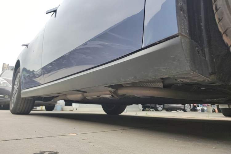 Used Nissan N6 2026 Model 180 Max Right Side Sill