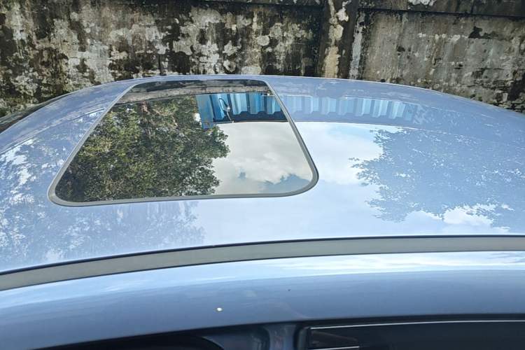 Used Nissan N6 2026 Model 180 Max Roof