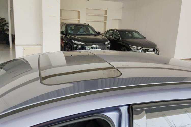 Used Nissan N6 2026 Model 180 Max Roof