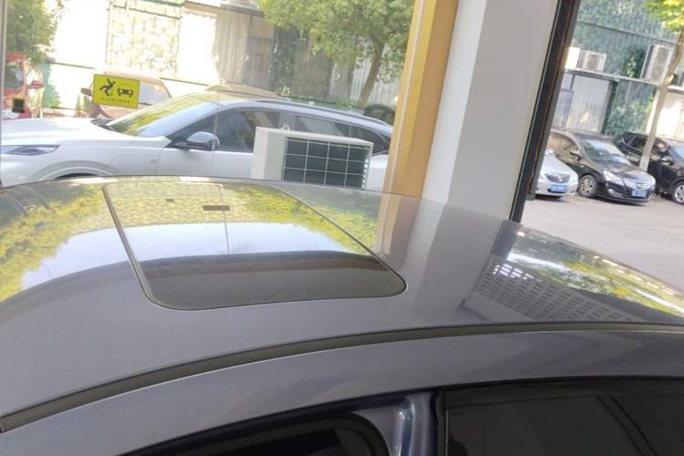 Used Nissan N6 2026 Model 180 Max Roof