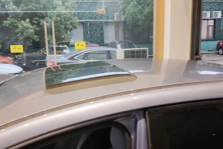Used Nissan N6 2026 Model 180 Max Roof