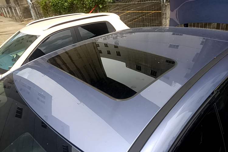 Used Nissan N6 2026 Model 180 Max Roof