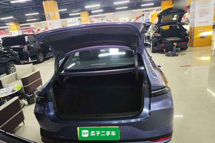 Used Nissan N6 2026 Model 180 Max Trunk