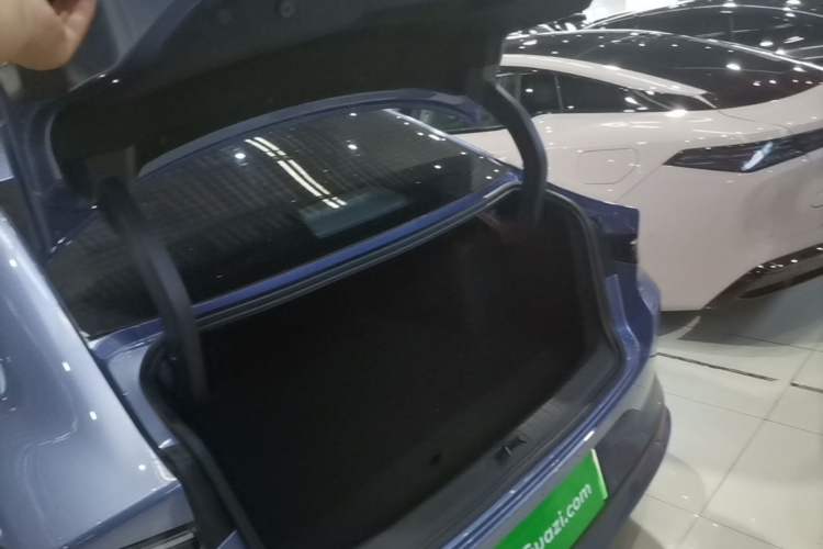 Used Nissan N6 2026 Model 180 Max Trunk