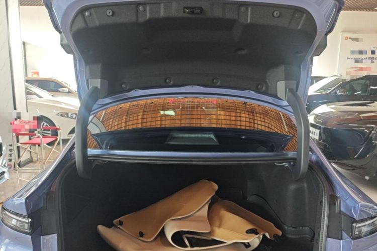 Used Nissan N6 2026 Model 180 Max+ Trunk