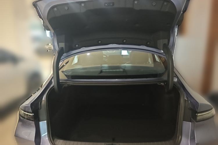 Used Nissan N6 2026 Model 180 Max Trunk