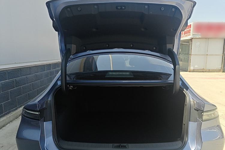 Used Nissan N6 2026 Model 180 Max Trunk