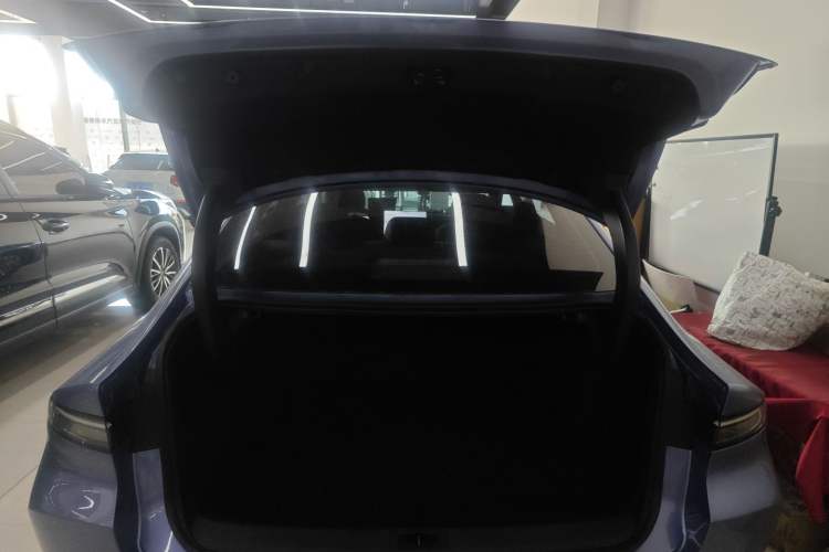 Used Nissan N6 2026 Model 180 Max Trunk