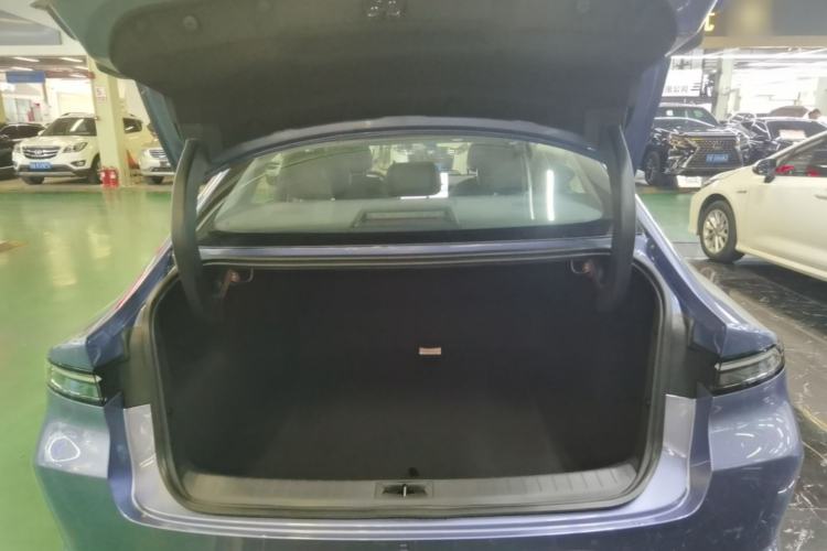 Used Nissan N6 2026 Model 180 Max Trunk