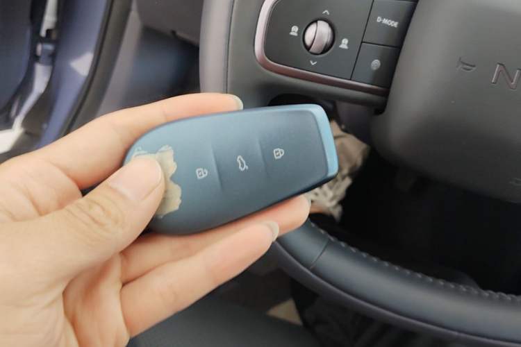 Used Nissan N6 2026 Model 180 Max Vehicle Key