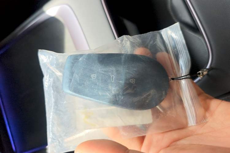 Used Nissan N6 2026 Model 180 Max Vehicle Key