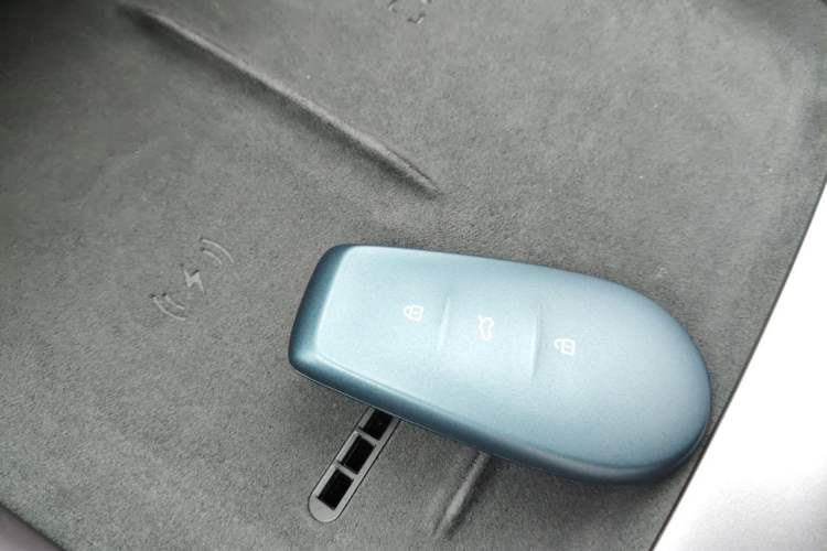 Used Nissan N6 2026 Model 180 Max Vehicle Key