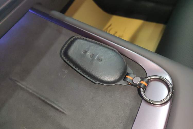 Used Nissan N6 2026 Model 180 Max Vehicle Key