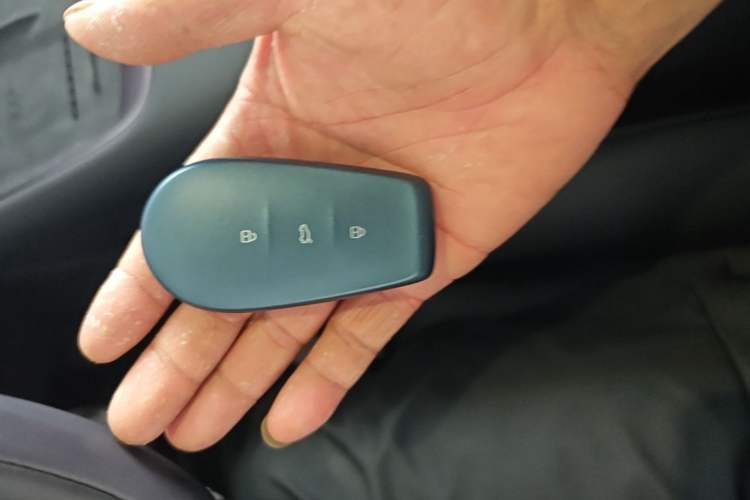 Used Nissan N6 2026 Model 180 Max Vehicle Key