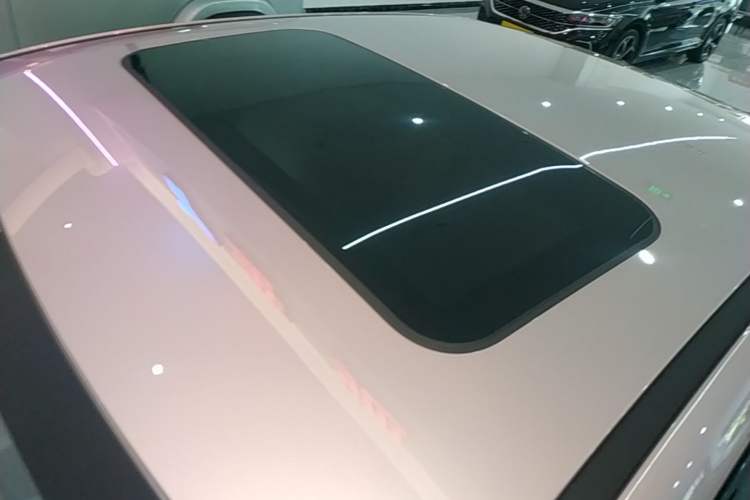 Used Nissan N6 2026 Model 180 Max Roof