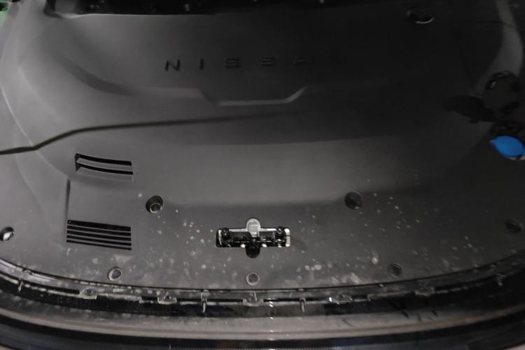 Used Nissan N6 2026 Model 180 Max Engine Bay