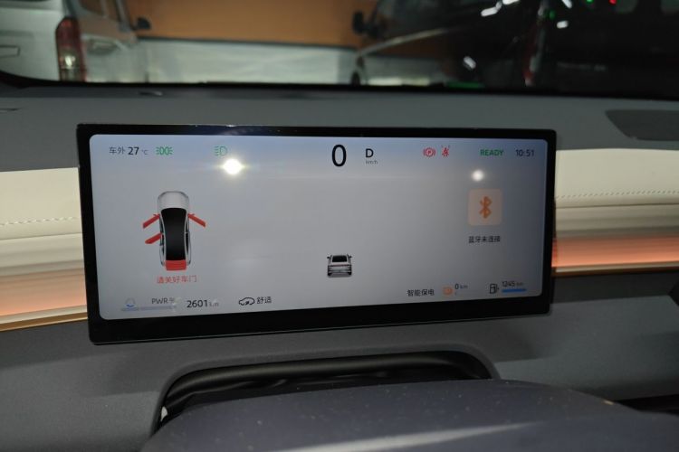 Used Nissan N6 2026 Model 180 Max Odometer Close Up