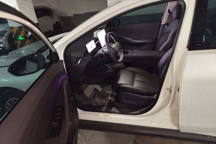 Used Nissan N6 2026 Model 180 Max Driver Seat