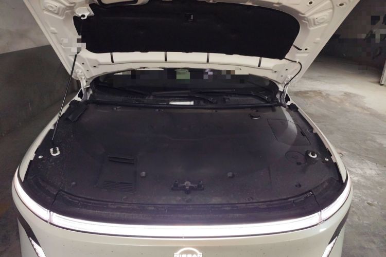 Used Nissan N6 2026 Model 180 Max Engine Bay