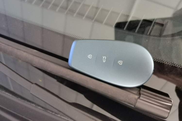 Used Nissan N6 2026 Model 180 Max Vehicle Key