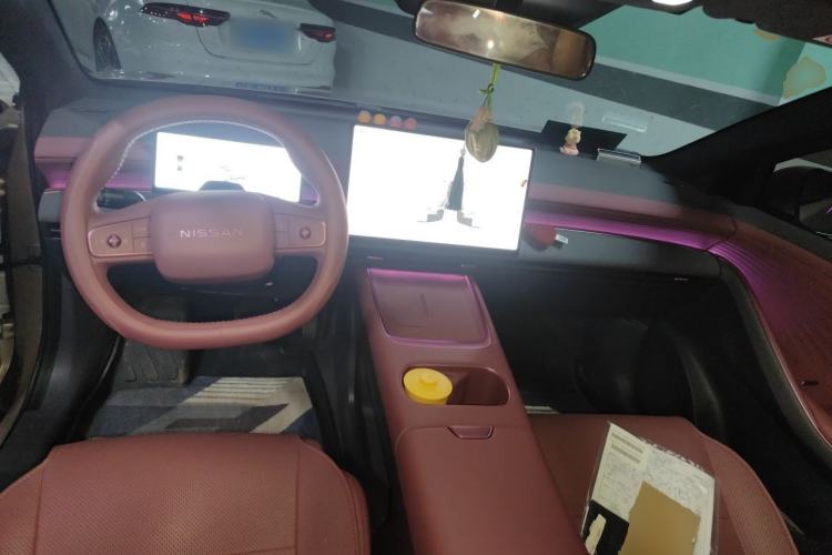 Used Nissan N6 2026 Model 180 Max+ Center Console