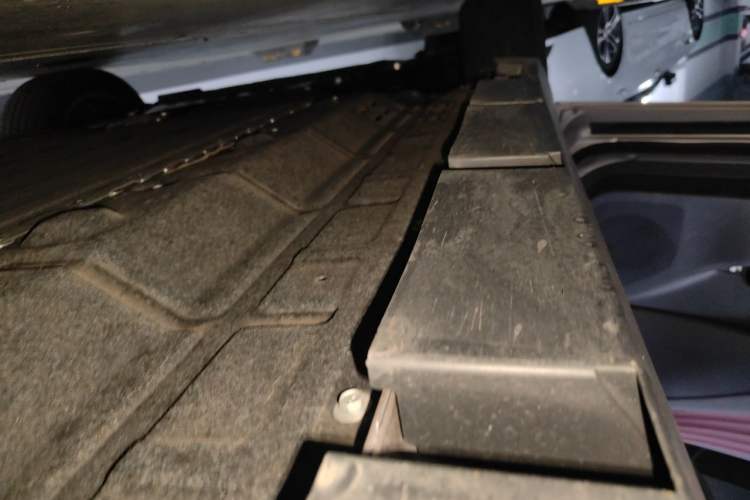 Used Nissan N6 2026 Model 180 Max+ Chassis Front Left