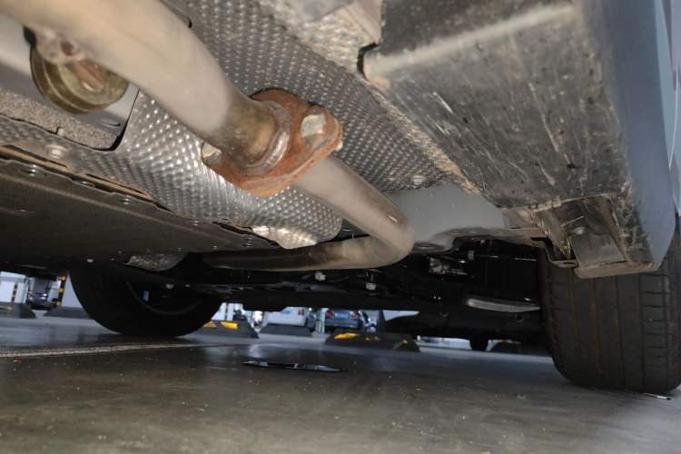 Used Nissan N6 2026 Model 180 Max+ Chassis Front Right