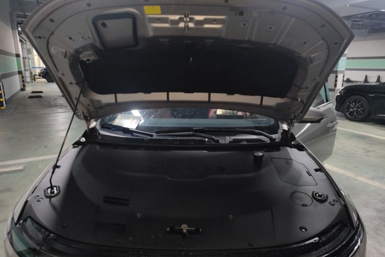 Used Nissan N6 2026 Model 180 Max+ Engine Bay