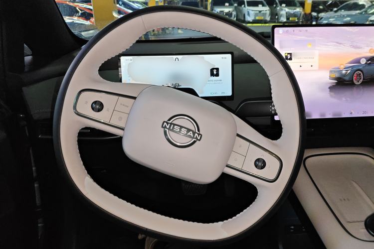 Used Nissan N7 2025 625 Max Steering Wheel