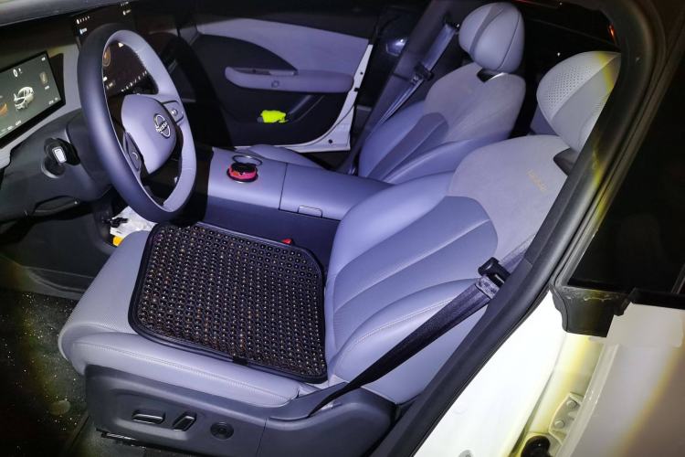 Used Nissan N7 2025 625 Pro Left Front Seat