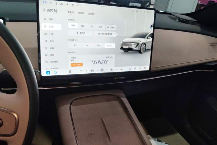 Used Nissan N7 2025 510 Pro Audio And AC Panel