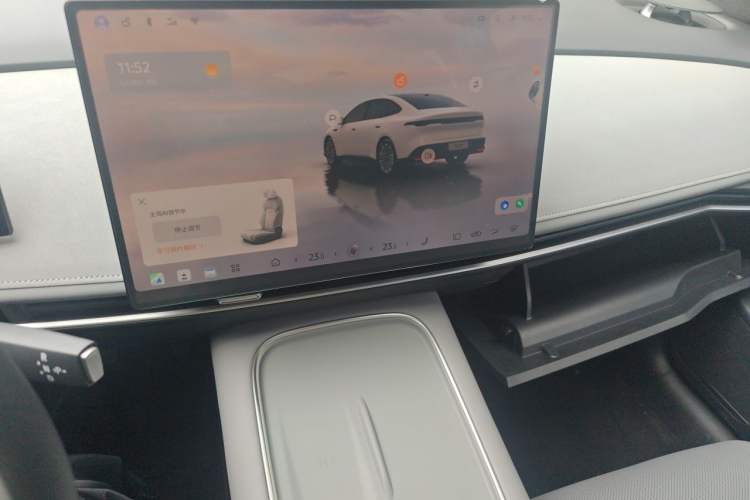Used Nissan N7 2025 625 Max Audio And AC Panel