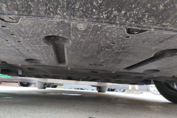 Used Nissan N7 2025 625 Max Chassis Front